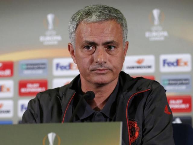 Manchester United manager Jose Mourinho has criticised the players for their poor show in the Europa League group match Fenerbahce (REUTERS) Manchester United manager Jose Mourinho has criticised the players for their poor show in the Europa League group match Fenerbahce (REUTERS)