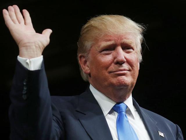 Republican presidential nominee Donald Trump attends a campaign event in Selma, North Carolina, U.S. November 3, 2016. (REUTERS) Republican presidential nominee Donald Trump attends a campaign event in Selma, North Carolina, U.S. November 3, 2016. (REUTERS)
