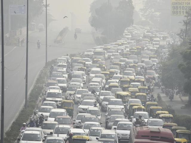 At 8pm on Friday, out of 13 places in Delhi where Hindustan Times monitors air pollution, six places -- Connaught Place, Punjabi Bagh, Shantipath, Anand Vihar, Sirifort and RK Puram -- reported an AQI of 500 -- the maximum possible rating of ‘severe’.(Raj K Raj/HT PHOTO) At 8pm on Friday, out of 13 places in Delhi where Hindustan Times monitors air pollution, six places -- Connaught Place, Punjabi Bagh, Shantipath, Anand Vihar, Sirifort and RK Puram -- reported an AQI of 500 -- the maximum possible rating of ‘severe’.(Raj K Raj/HT PHOTO)