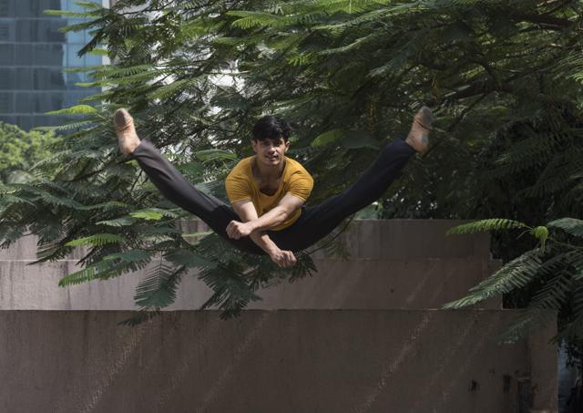 Chauhan cannot wait to see a live ballet performance when he goes to Portland and maybe perform the (Aalok Soni / HT Photo)