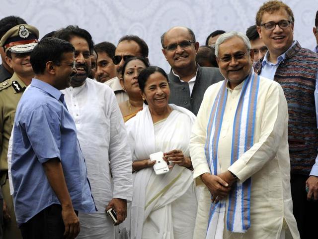 Senior MP Mukul Roy will be going in Bengal chief minister Mamata Banerjee’s place to attend the foundation day celebrations of the Samajwadi Party.(HT Photo)