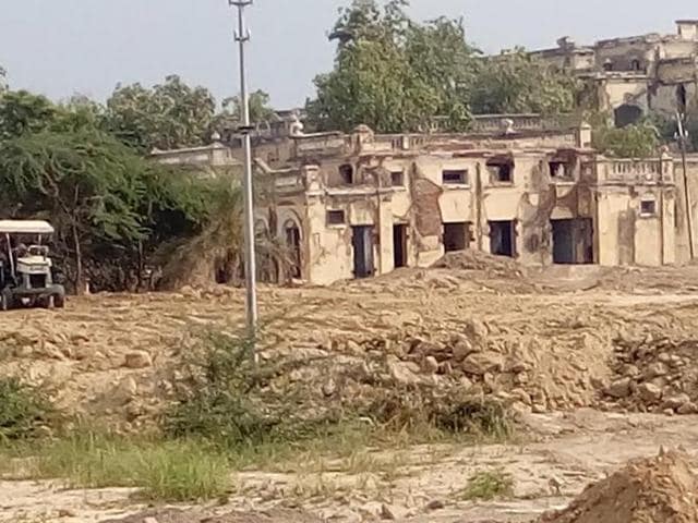 Much of the imposing Indo-Gothic building of Jind Hermitage Palace comprising 100 rooms, built in Ghabdan village, 10km from Sangrur, has been bulldozed to make room for the proposed satellite centre of Postgraduate Institute of Medical Education and Research (PGIMER). (HT Photo) Much of the imposing Indo-Gothic building of Jind Hermitage Palace comprising 100 rooms, built in Ghabdan village, 10km from Sangrur, has been bulldozed to make room for the proposed satellite centre of Postgraduate Institute of Medical Education and Research (PGIMER). (HT Photo)