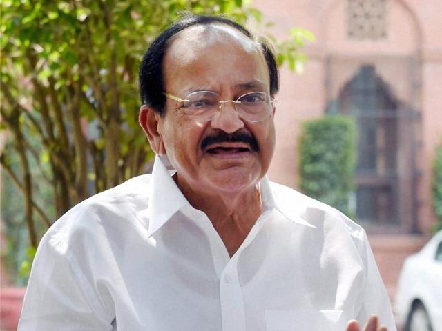 Union minister Venkaiah Naidu addressing the BJP's state-level workers' convention in Bhopal on November 5.(Praveen Bajpai/Hindustan Times) Union minister Venkaiah Naidu addressing the BJP's state-level workers' convention in Bhopal on November 5.(Praveen Bajpai/Hindustan Times)