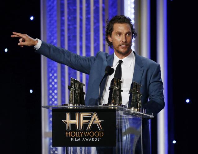 Actor Matthew McConaughey, on behalf of the cast, accepts the Hollywood Emsemble Award for Gold at the Hollywood Film Awards in Beverly Hills, California. (REUTERS)