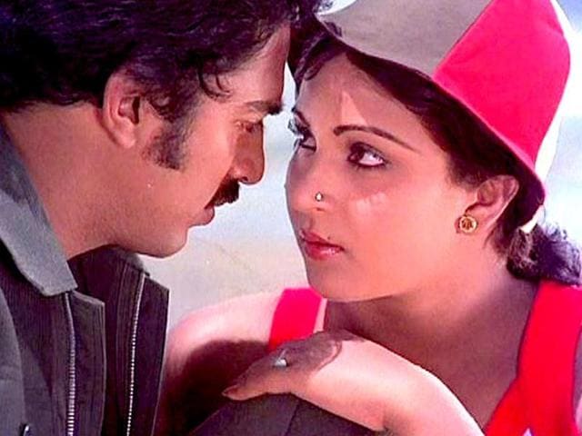 Kamal Haasan played a loverboy in Ek Duuje Ke Liye, opposite Rati Agnihotri. Kamal Haasan played a loverboy in Ek Duuje Ke Liye, opposite Rati Agnihotri.