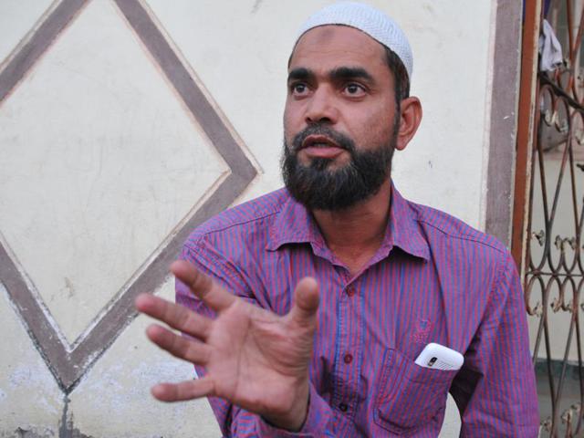Mohammed Khalil is the nephew of one of the eight SIMI activists killed on October 31 in an alleged police encounter.(Shankar Maurya/ HT photo)