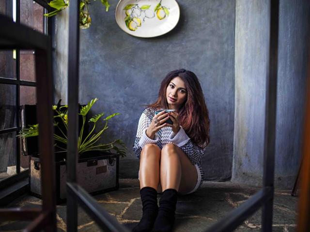 Actor Tanishaa Mukerji says she is concerned about Delhi pollution levels. Actor Tanishaa Mukerji says she is concerned about Delhi pollution levels.