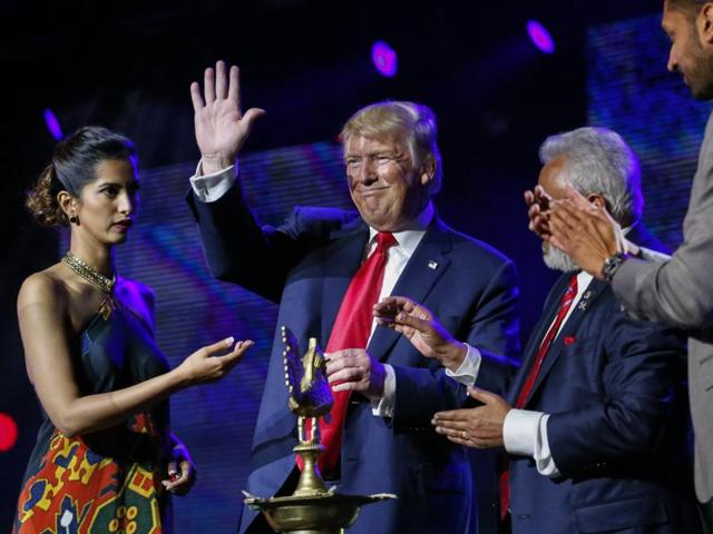 Supporters listen to Republican Donald Trump at an event by the Republican Hindu Coalition in New Jersey on October 15, 2016. Trump directly appealed to Indian Americans, saying he loved Hindus.(AFP)