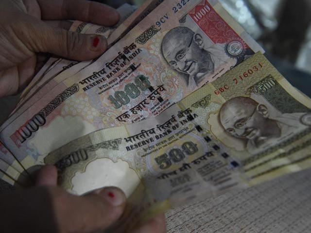 Modi addresses the nation announcing ban on 500 and 1000 rs notes. (Agencies Photo) Modi addresses the nation announcing ban on 500 and 1000 rs notes. (Agencies Photo)