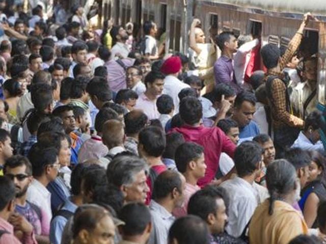 Transport experts in the city have been suggesting staggered office hours to reduce congestion in suburban trains during peak hours for a long time. If the office hours of different public and private establishments — especially in south Mumbai — are staggered way, the number of commuters travelling to south Mumbai in the morning peak hours, and towards the suburbs in the evening peak hours could be spread over longer period, experts have suggested.(HT)