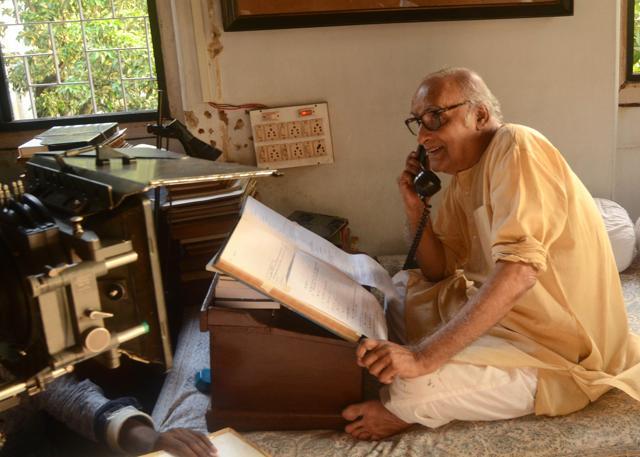 A powerhouse of talent Paran Bandhopadhyay often plays bit roles. In Kaushik Ganguly’s Cinemawala, he showed what he is capable of. (Prateek Choudhury/HT Photo) A powerhouse of talent Paran Bandhopadhyay often plays bit roles. In Kaushik Ganguly’s Cinemawala, he showed what he is capable of. (Prateek Choudhury/HT Photo)