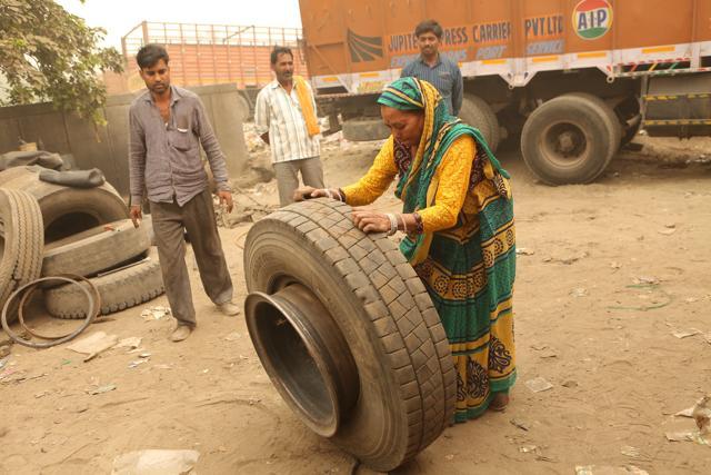 Shanti Devi credits her husband for letting her do what she wanted to do. (Manoj Verma/HT Photo)