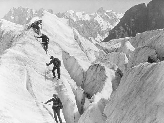 A scene from Chamonis la Mer de Glace. (Dubai Film Festival) A scene from Chamonis la Mer de Glace. (Dubai Film Festival)