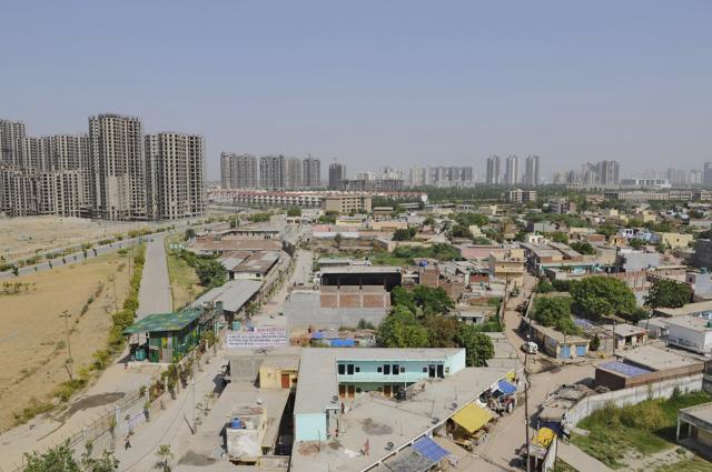 Developer bodies and homebuyers have welcomed the government’s decision to ban Rs 500 and Rs 1000 notes (Burhaan Kinu) Developer bodies and homebuyers have welcomed the government’s decision to ban Rs 500 and Rs 1000 notes (Burhaan Kinu)