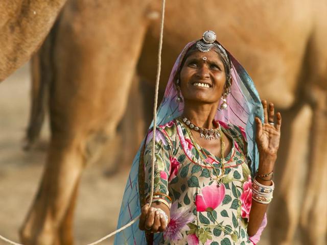 Outside the mela ground, there’s a fair with a market selling camels and human decorations along with fun rides such as the Ferris wheel. (Deepak Sharma/HT Photo)
