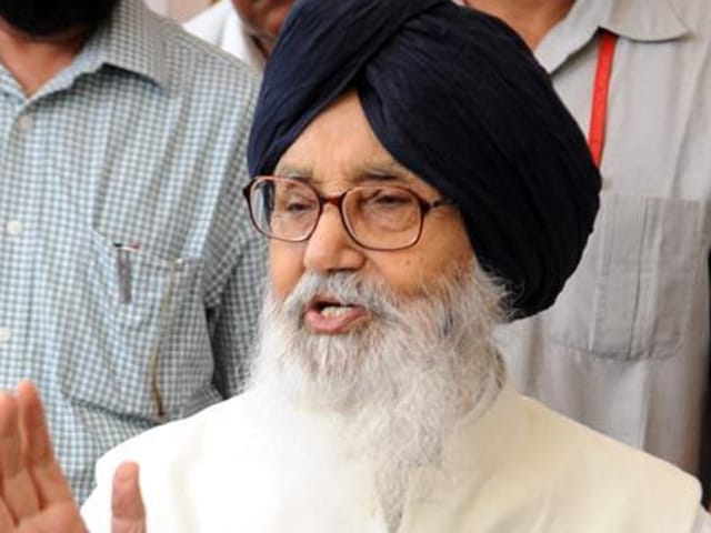 Punjab chief minister Parkash Singh Badal (HT File Photo) Punjab chief minister Parkash Singh Badal (HT File Photo)