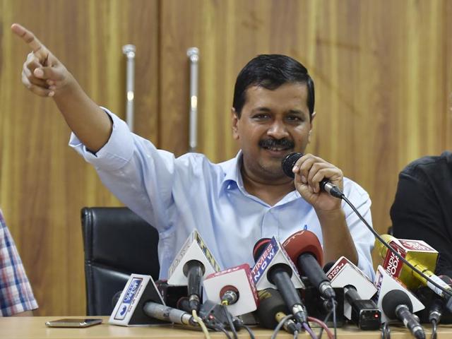 Delhi chief minister Arvind Kejriwal and deputy CM Manish Sisodia at a press conference on Monday. (Raj K Raj/Hindustan Times) Delhi chief minister Arvind Kejriwal and deputy CM Manish Sisodia at a press conference on Monday. (Raj K Raj/Hindustan Times)