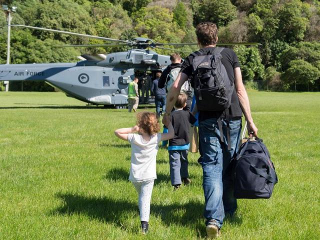 A Royal New Zealand Air Force NH90 helicopter arrives in Kaikoura on the South Island to evacuate those stranded following the recent earthquakes. (REUTERS Photo) A Royal New Zealand Air Force NH90 helicopter arrives in Kaikoura on the South Island to evacuate those stranded following the recent earthquakes. (REUTERS Photo)