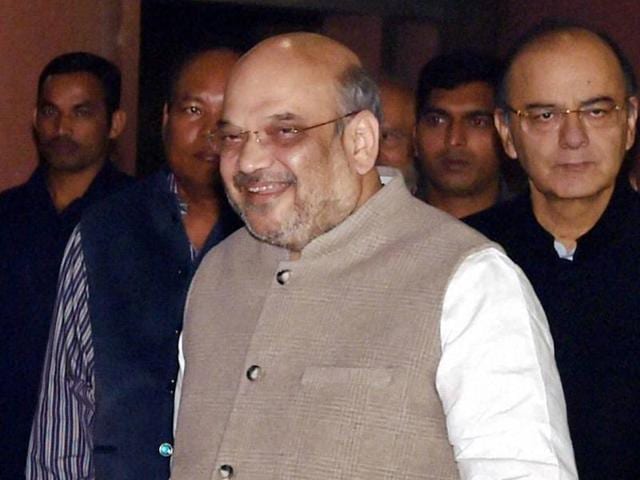 Prime Minister Narendra Modi with BJP president Amit Shah after the NDA meeting at Parliament house in New Delhi on November 15, 2016.(PTI)