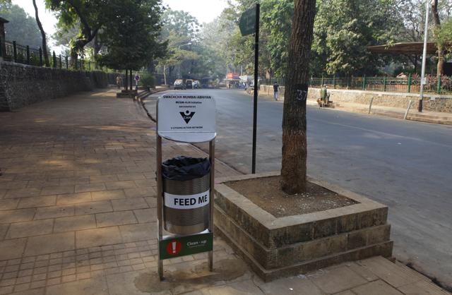 The move will allow corporators, who claimed that they have exhausted their fund, to use the mayor’s fund for dustbins. (Hindustan Times) The move will allow corporators, who claimed that they have exhausted their fund, to use the mayor’s fund for dustbins. (Hindustan Times)