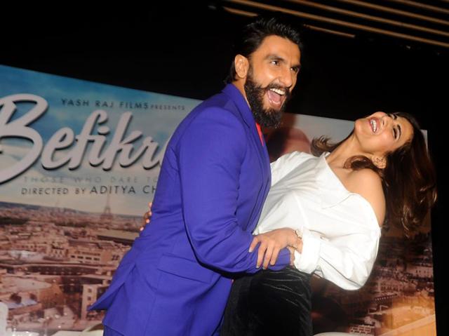 Ranveer Singh and Vaani Kapoor at a promotional event for their upcoming film Befikre in Mumbai. (AFP Photo)