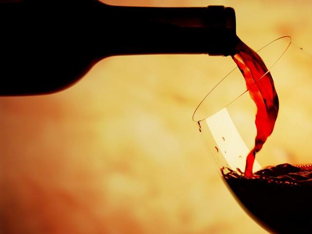The report says red wine helps prevent the negative impact of smoking on blood vessels. (Shutterstock / mickyso) The report says red wine helps prevent the negative impact of smoking on blood vessels. (Shutterstock / mickyso)