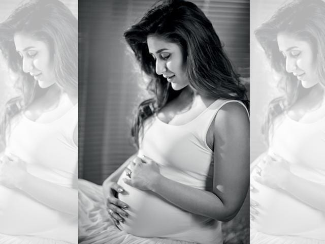 “I’ve been so busy through the pregnancy that Saif tells me ‘You’ll deliver this baby in Mehboob Studios!’” (Rohan Shrestha) “I’ve been so busy through the pregnancy that Saif tells me ‘You’ll deliver this baby in Mehboob Studios!’” (Rohan Shrestha)