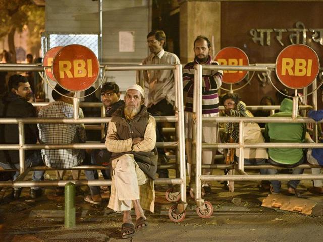 With new changes every week, the common man might have to suffer for a while longer. (Arun Sharma/HT PHOTO) With new changes every week, the common man might have to suffer for a while longer. (Arun Sharma/HT PHOTO)