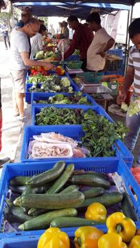 The produce in a farmers’ market is likely to have been harvested the day before, rather than five days ago for a long journey through the supply chain. So if it costs a little more, remember that it will taste better and last longer too. (Rachel Lopez / HT Photo) The produce in a farmers’ market is likely to have been harvested the day before, rather than five days ago for a long journey through the supply chain. So if it costs a little more, remember that it will taste better and last longer too. (Rachel Lopez / HT Photo)