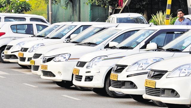 Maharashtra City Taxi Rules-2016 will make app-based taxi aggregators like Ola and Uber come under government regulation once it comes into effect(HT File Photo)