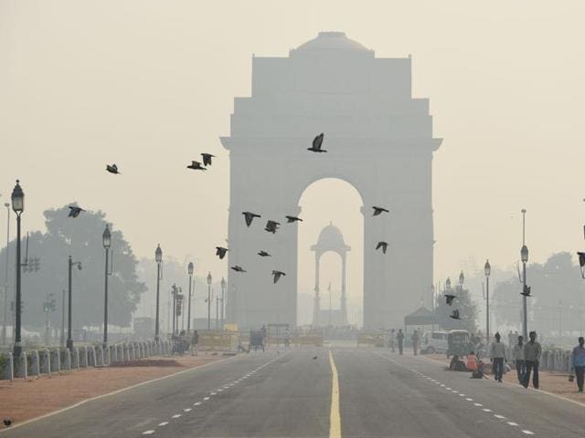 The court was hearing a petition initiated by it on the issue of alarming levels of air pollution in the national capital. It has posted the matter for further hearing on November 25.(AFP)