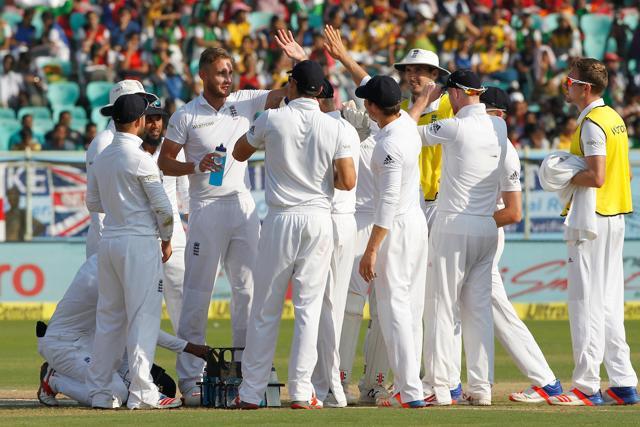 Stuart Broad is suffering from a right foot injury but he bowled well against India on the third day of the Vizag Test. (BCCI)