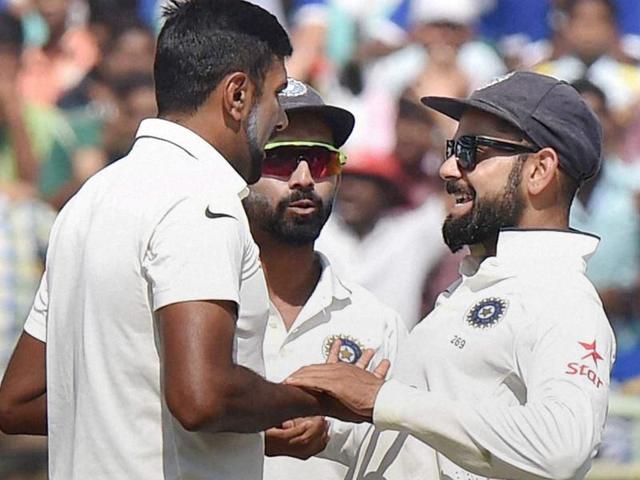 Indian captain Virat Kohli celebrates after Ravichandran Ashwin scalped an England batsman on Saturday. Ashwin took the 22nd five-wicket haul of his career in Visakhapatnam.(PTI)