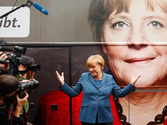 German Chancellor Angela Merkel welcomes US President Barack Obama as he arrives for a meeting of the US President with European leaders on November 18 in Berlin. (AFP) German Chancellor Angela Merkel welcomes US President Barack Obama as he arrives for a meeting of the US President with European leaders on November 18 in Berlin. (AFP)