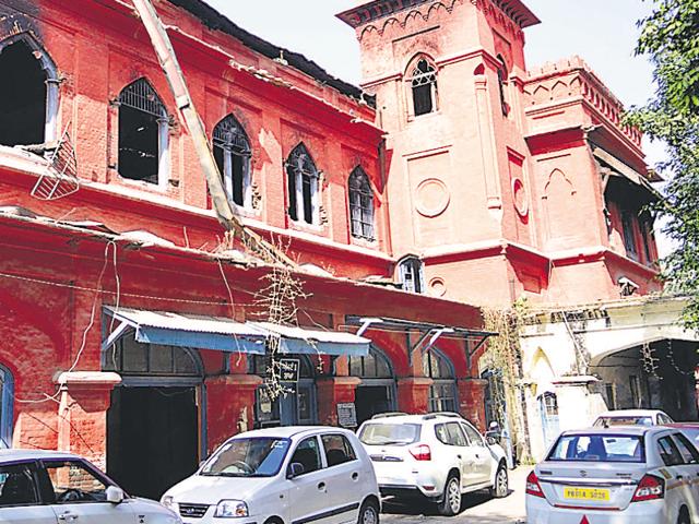 The British-era DC office building that was gutted last year in Amritsar.(SameerSehgal/HT Photo)