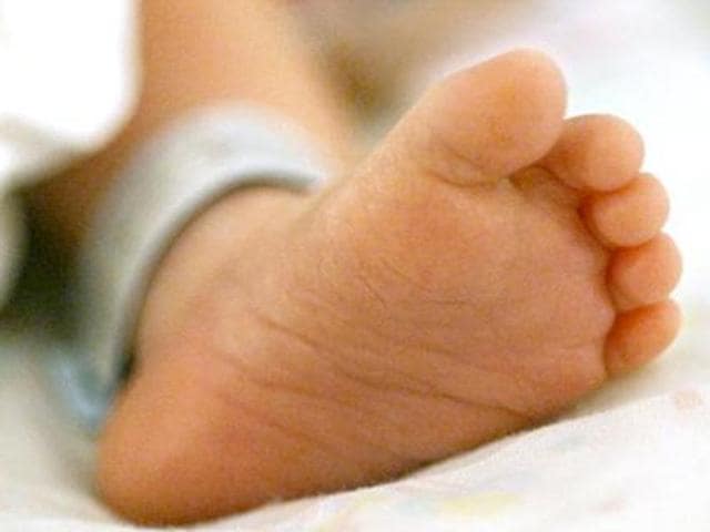 A baby girl died after a private hospital in Pune allegedly refused to accept part payment for her treatment in old currency notes. (Representative Photo) A baby girl died after a private hospital in Pune allegedly refused to accept part payment for her treatment in old currency notes. (Representative Photo)