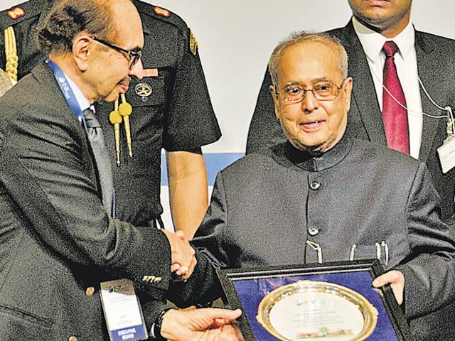 Industrialist Adi Godrej felicitating ndustrialist Adi Godrej felicitating President Pranab Mukherjee in presence of Punjab governor VP Badnore (left) and Union minister Prakash Javadekar at the ISB, SAS Nagar, on Sunday. (Ravi Kumar/HT Photo) Industrialist Adi Godrej felicitating ndustrialist Adi Godrej felicitating President Pranab Mukherjee in presence of Punjab governor VP Badnore (left) and Union minister Prakash Javadekar at the ISB, SAS Nagar, on Sunday. (Ravi Kumar/HT Photo)