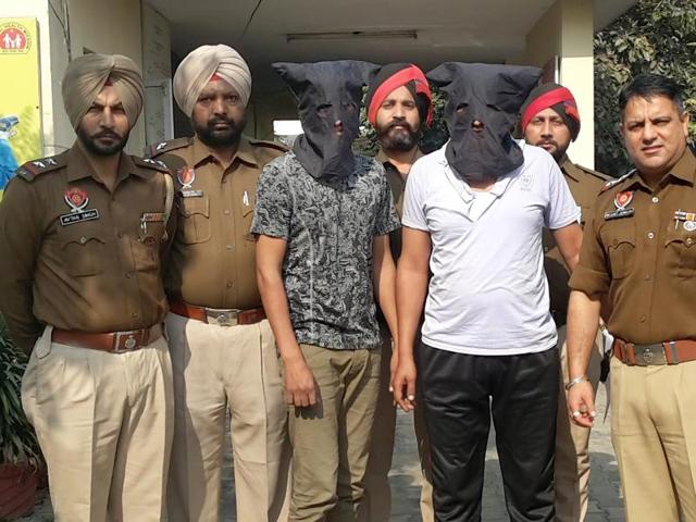 The arrested accused were identified as jawan Ramesh Kumar and Vikas Kumar, a dismissed jawan, both residents of Hisar district in Haryana.(HT Photo)
