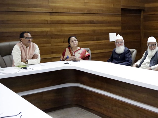 Chief minister Shivraj Singh Chouhan reviewed Ijtema arrangements in Bhopal on Tuesday. Chief minister Shivraj Singh Chouhan reviewed Ijtema arrangements in Bhopal on Tuesday.