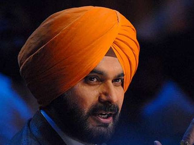 According to Congress sources, a meeting between Sidhu and Rahul Gandhi is slated at the Congress vice-presidents’ residence on Wednesday afternoon to finalise terms of the agreement. (HT File Photo) According to Congress sources, a meeting between Sidhu and Rahul Gandhi is slated at the Congress vice-presidents’ residence on Wednesday afternoon to finalise terms of the agreement. (HT File Photo)