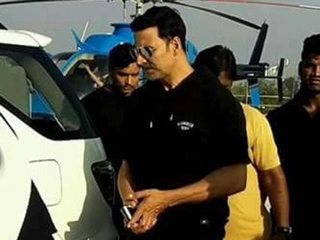 Akshay Kumar was in Nandgaon for the shooting of his movie ‘Toilet – Ek Prem Katha’ on Monday.(HT Photo)