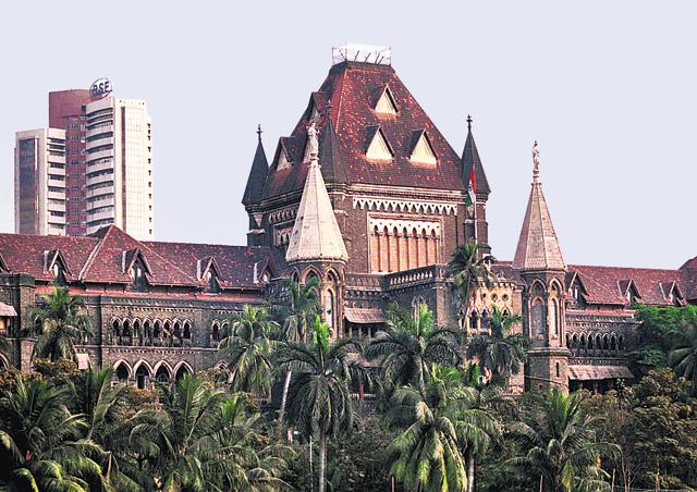 The Bombay high court was hearing petitions filed by Mumbai and Solapur DCC banks challenging validity of the RBI circular.(HT File Photo)