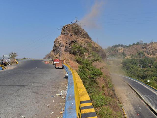 The accident took place near Temborli village, around 3km from Panvel city.(Bachchan Kumar)