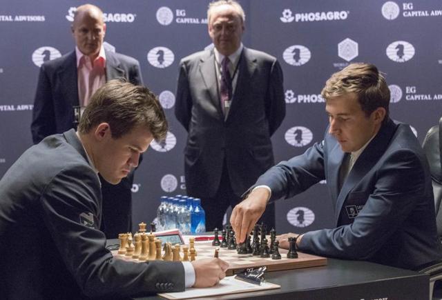 World Chess Championship: Magnus Carlsen loses Game 8 to Sergey Karjakin -  Hindustan Times