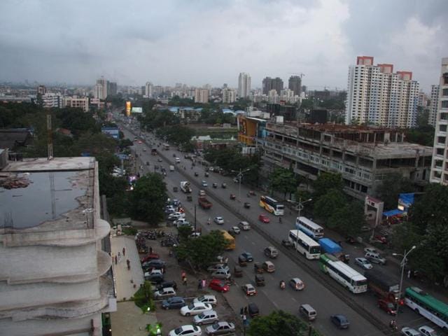 From November 30, the Thane Municipal Corporation will start demolishing all the illegal establishments along Ghodbunder Service Road. (HT PHOTO USED FOR REPRESENTATION) From November 30, the Thane Municipal Corporation will start demolishing all the illegal establishments along Ghodbunder Service Road. (HT PHOTO USED FOR REPRESENTATION)