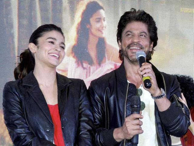 Shah Rukh Khan and Alia Bhatt at a promotional event for their upcoming film Dear Zindagi in Gurgaon. (PTI)