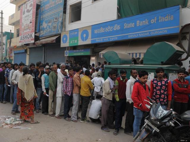 When other banks were waiting for guidelines for families with weddings, a branch of the State Bank of India already dispensed the cash required to 13 such families. When other banks were waiting for guidelines for families with weddings, a branch of the State Bank of India already dispensed the cash required to 13 such families.