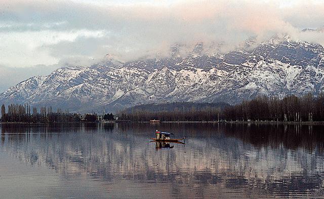 The Dal lake in Srinagar, Kashmir: A spectacular scene that few novels written in Kashmiri mention; perhaps because too few novels exist in the language (Tauseef Mustafa/AFP Photo) The Dal lake in Srinagar, Kashmir: A spectacular scene that few novels written in Kashmiri mention; perhaps because too few novels exist in the language (Tauseef Mustafa/AFP Photo)