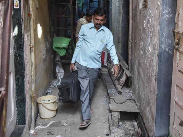 Dadavkar has been living in the area for 32 years. (KUNAL PATIL/HT PHOTO) 