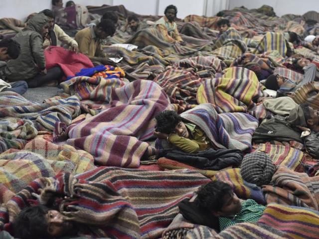 Around 22,000 homeless check into the city’s shelters each night and the rest sleep on road sides and in parks. (Ravi Choudhary /HT FILE) Around 22,000 homeless check into the city’s shelters each night and the rest sleep on road sides and in parks. (Ravi Choudhary /HT FILE)